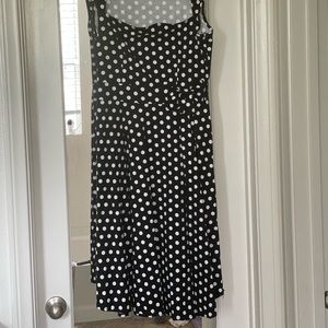 Cute Black & White Polkadot Sleeveless/Cap 50s Style Dress